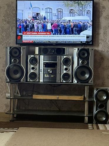 ev kinoteatrı: Ev kinoteatrı və musiqi mərkəzi komplekti - Güclü səs sistemi: iri ön — 1