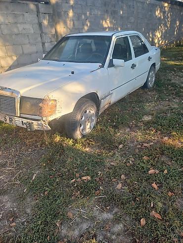 dodge charger: Mercedes-Benz W124: 1989 г., Седан — 3