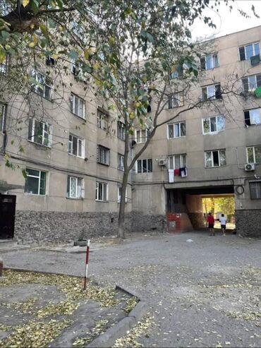 квартира студия 18 кв м: 1 бөлмө, 19 кв. м, Жатакана жана мейманкана түрүндө, 2 кабат
