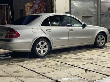 урулган машына: Mercedes-Benz E-Class: 2004 г., 2.6 л, Автомат, Бензин, Седан