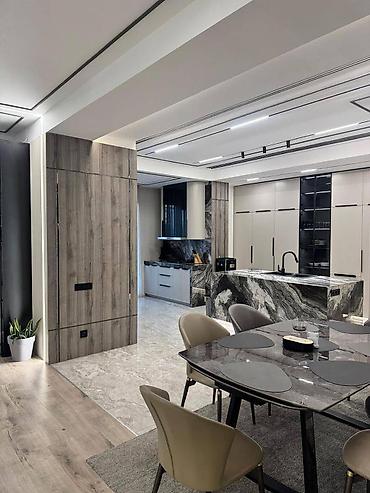 Продажа домов: Таунхаус, 300 м², 4 комнаты, Агентство недвижимости, Дизайнерский ремонт — 7