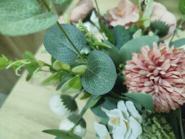 Süni güllər: Süni gül Pionlar ve Evkalipt yarpaqları sapaqlı. Plastik güllər dəsti — 3