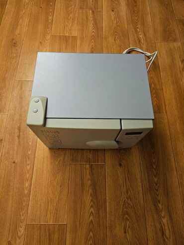 Tibbi avadanlıq: Laboratoriya sentrifuqası – model 80-2B Texniki xüsusiyyətlər: - Ön — 8