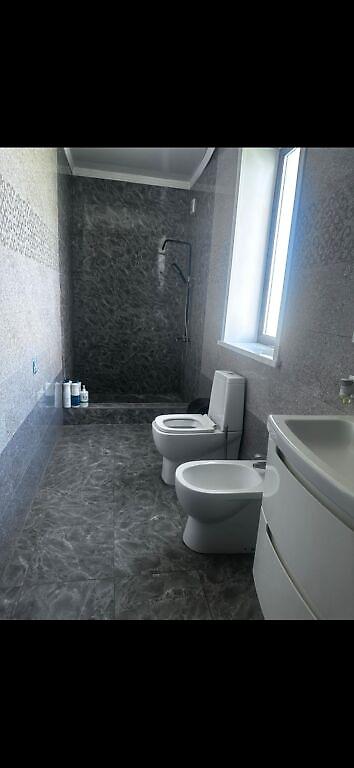 Продажа коттеджей и домов: Продаю добротный дом СЕРЬЕЗНЫМ ЕСТЬ ТОРГ!! 🗺️Алтын Ордо ленинский at lalafo.kg — 10 Продажа коттеджей и домов: Продаю добротный дом СЕРЬЕЗНЫМ ЕСТЬ ТОРГ!! 🗺️Алтын Ордо ленинский — 10