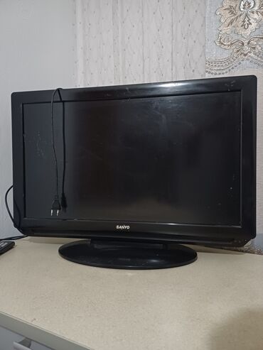 сломанные телевизоры: Телевизор SANYO, диагональ 43 дюйма. Компактная модель для кухни