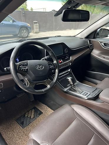 gra: Hyundai Grandeur: 2018 г., 2.4 л, Автомат, Бензин, Седан — 5