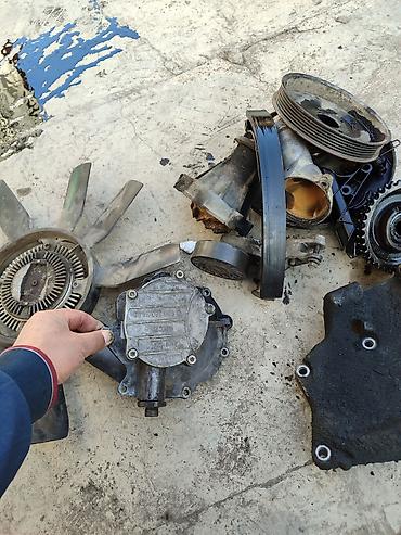 Другие детали кузова: Панель задняя/рамка проёма багажника с посадочным местом под замок + — 39