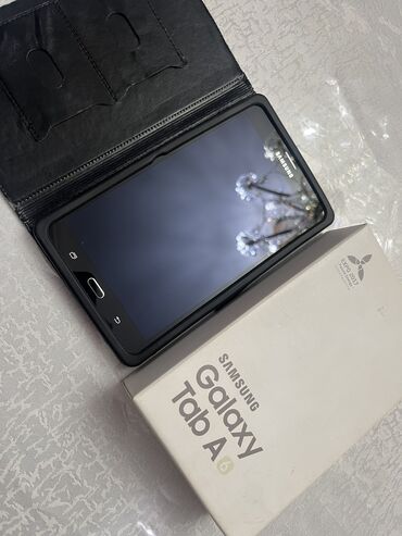 продаю самсунг: Планшет, Samsung, 7" - 8", 4G (LTE), цвет - Черный