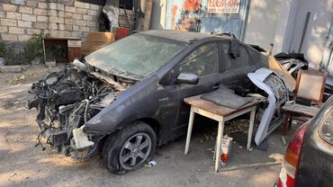 Qazanlar: Toyota prius 20 kuza 2006 ci il gorunduyu kimi satilir her seyi var
