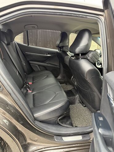 Toyota: Toyota Camry: 2019 г., 2.5 л, Автомат, Гибрид, Седан — 19