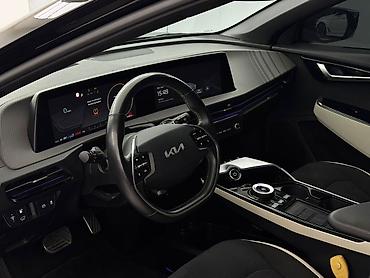 byd e2 2025: Kia EV6: 2023 г., Автомат, Электромобиль, Кроссовер — 10