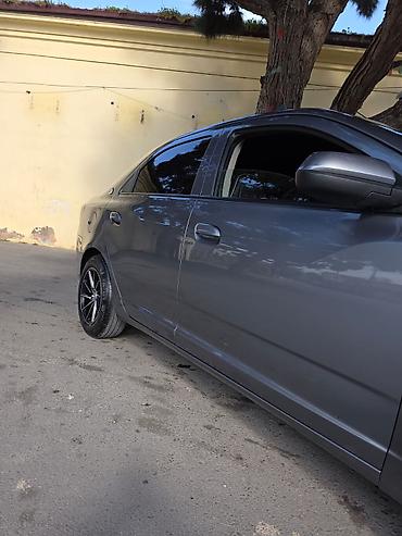 Chevrolet: Chevrolet Cobalt sedan - Korpus: boz rəng, 4 qapı, aerodinamik — 9