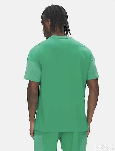 vikend torba: ADIDAS All Season T-shirt and Shorts vel. M NOVO Cena je za komplet a — 3