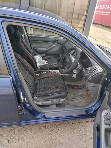 Honda: Honda Civic: 2002 г., 1.5 л, Автомат, Бензин, Седан — 8