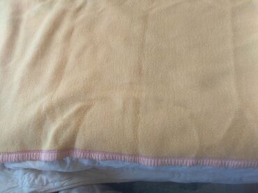 Ćebad i pokrivači: Ćebe — 3