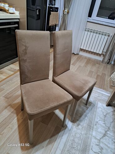 ikinci el metbex mebelleri: 6 eded Modeyradsn stullar.satisda bu stullar 100 azn dur