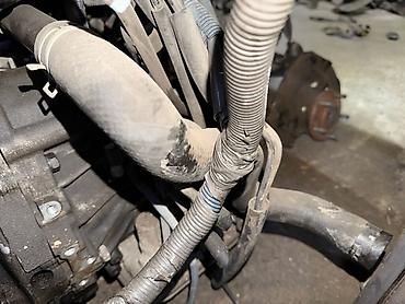 alphard: Патрубок Toyota 2005 г., Б/у, Оригинал, Япония — 1