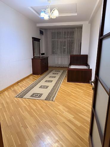 sdullar: Menzil elveriwdi yerde yerlewir Musabekov parkinin yaninda. Saki — 6