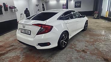 Honda: Honda Civic: 2017 г., 2 л, Вариатор, Бензин, Седан — 7