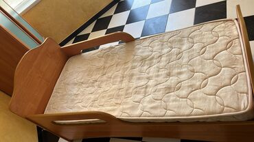 спальные кровати с матрасами: Односпальная кровать, Для девочки, Для мальчика, Б/у