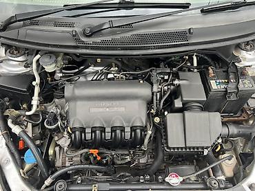 айни 95: Honda Fit Aria: 2003 г., 1.5 л, Автомат, Бензин, Седан — 8