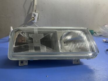 Передние фары: Передняя правая фара Volkswagen 1994 г., Новый, Аналог, Германия