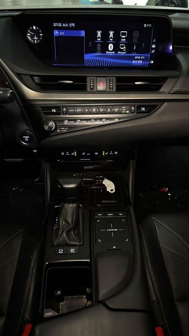 Lexus: Lexus ES: 2020 г., 2.5 л, Гибрид — 16