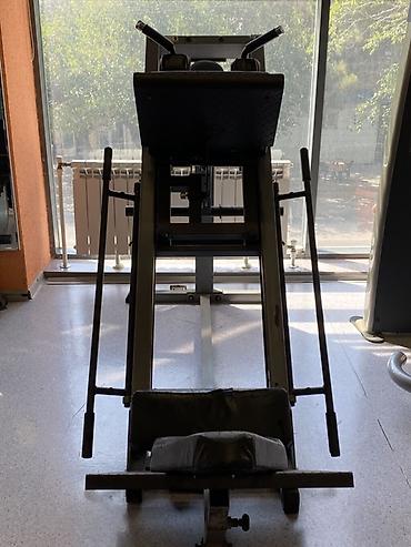 Тренажеры: Leg Press/Hack Squat trenajoru - 45° bucaq altında işləyən kombinə — 1