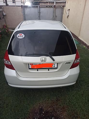 лабовой: Honda Fit: 2002 г., 1.3 л, Вариатор, Бензин, Хэтчбэк — 2