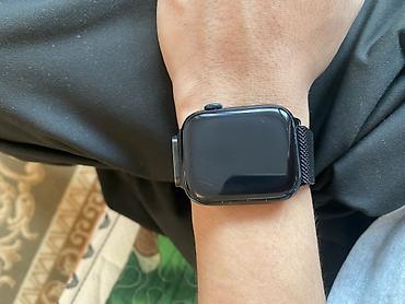 Apple Watch: Цена окончательная.Срочно продаю Apple Watch Series 8, 45 мм — 2