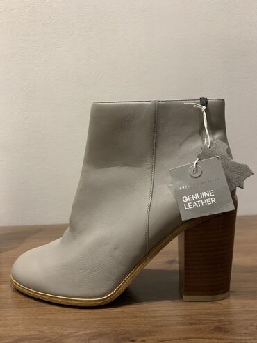 женские туфли бишкек: Туфли, 40.5, H&M, Новый, цвет - Бежевый, Бесплатная доставка