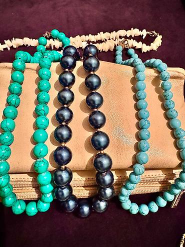 Другие ювелирные изделия: Серебряные цепи, все бусы из натуральных камней, серебряные кулоны и — 5