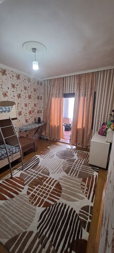 Həyət evləri və villaların satışı: Əmircan qəs. 5 otaqlı, 115 kv. m, Kredit yoxdur, Orta təmir — 6