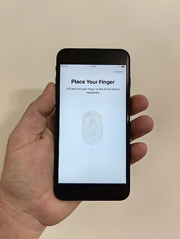 bass: Iphone 7 plus sim free, sa 256 gb memorije. Telefon je dobro očuvan i — 4