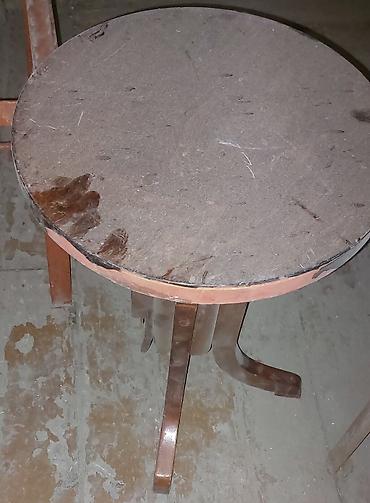 İncəsənət və kolleksiyalar: Dairəvi köməkçi masa / Petrof Pianino taburesi. - Material: tam ağac — 2