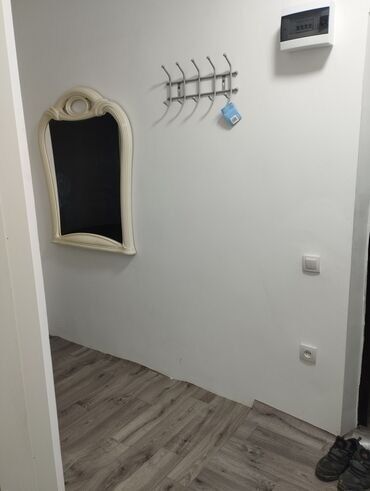 аренда квартиры под офис в центре: 1 комната, Агентство недвижимости, Без подселения, С мебелью частично