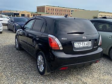 pegah yag: Kia Rio: 1.4 l | 2011 il Hetçbek — 2