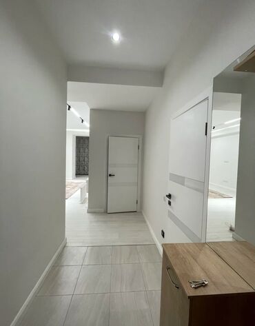 Долгосрочная аренда квартир: 2 комнаты, Риэлтор, С мебелью полностью — 8