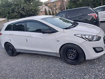 sprinter 4 4: Hyundai i30: 2016 г., 1.6 л, Механика, Бензин, Универсал — 1