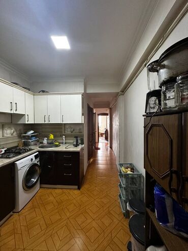 xacmaz mənzil: Məmmədli, 3 otaqlı, Yeni tikili, m. Koroğlu, 74 kv. m