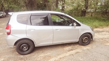 уаз кузуп: Honda Fit: 2002 г., 1.3 л, Автомат, Бензин, Седан