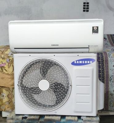 кондиционер напольный: Кондиционер Samsung, Б/у, 40-45 м², Сплит-система, Нет кредита, Платная установка