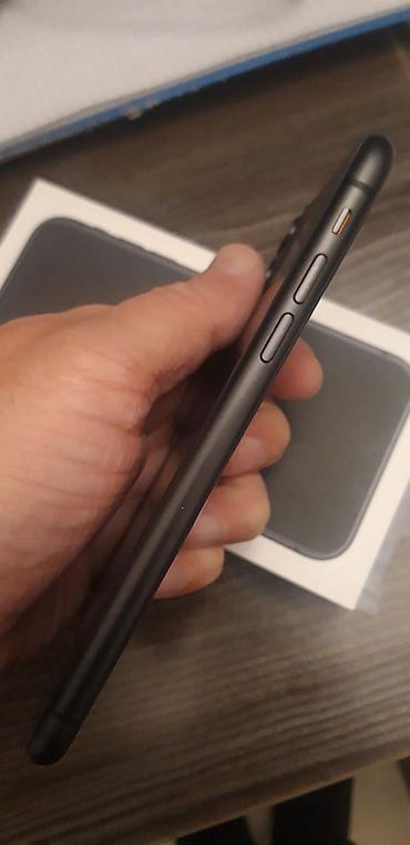 iphone satis: IPhone 11, 128 GB, Qara, Simsiz şarj — 4