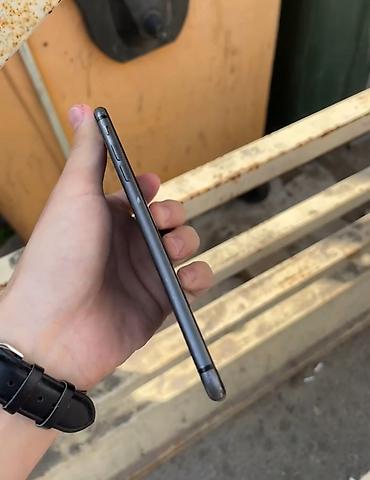 Apple iPhone: IPhone 8 Plus, 128 GB, Space Gray, Simsiz şarj — 4