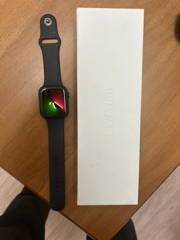 apple watch se 40: Продаю часы apple watch 9 45 mm состояние 10 из 10 без царапин батарея