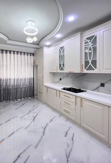 Sifarişlə mətbəx mebeli: Sifarişlə mətbəx dəsti, Özü çəkən petlələr, Sadə laminat, Kredit var, Ünvandan götürmə, Pulsuz çatdırılma, Rayonlara çatdırılma — 11