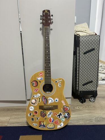 продаю гитара: Акустическая гитара Accord Подойдет для обучения и аккомпанемента