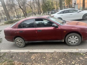 Mitsubishi: Mitsubishi Carisma: 1996 г., 1.6 л, Автомат, Бензин, Хэтчбэк