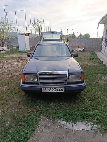 комбин: Mercedes-Benz E-Class: 1992 г., 2 л, Механика, Бензин, Универсал — 6