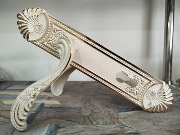 qapi demir qapi seyf qapi: Klassik dizaynlı qapı dəstəyi və üzlük komplekti - Material: metal